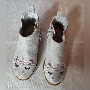 Wonder Nation Unicorn Sandals Girls - Sparkles and Glitter
Size 8